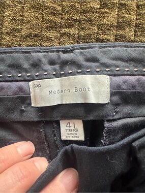 GAP Modern Boot Pants in Black with Pink Stitching